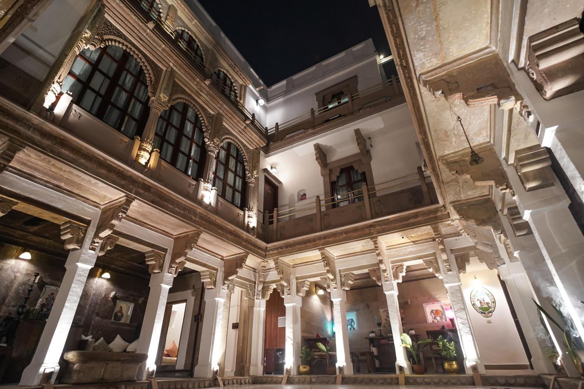 Guleria Kothi At Ganges Hotel Varanasi Exterior foto