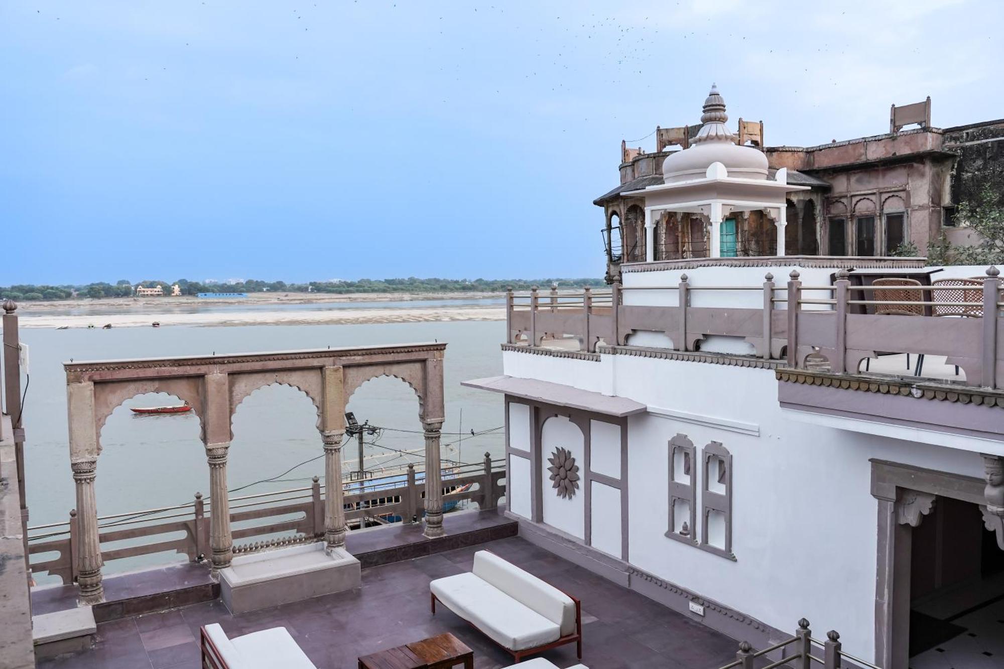 Guleria Kothi At Ganges Hotel Varanasi Exterior foto