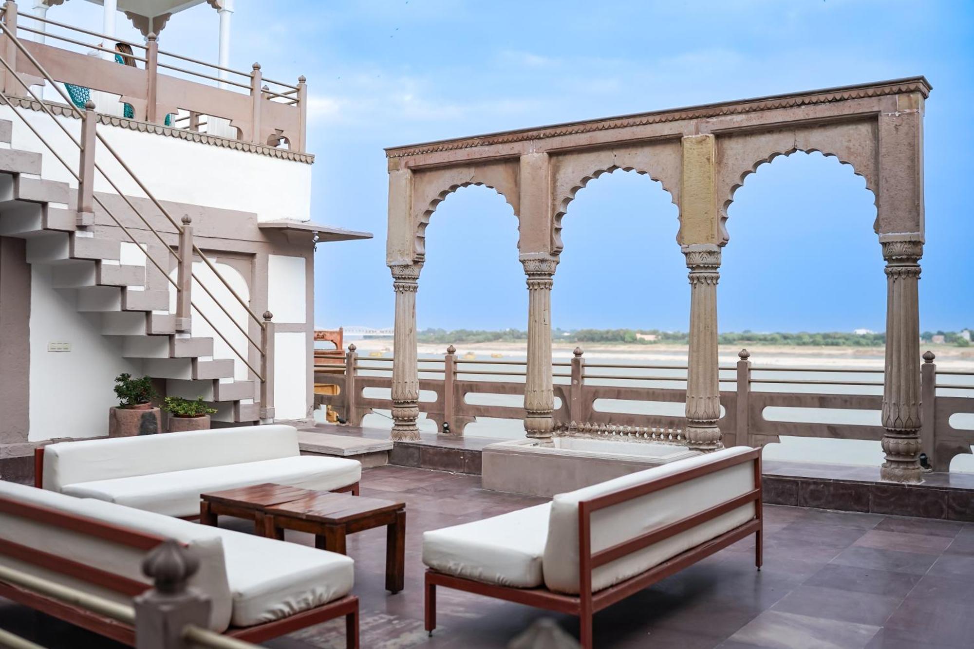 Guleria Kothi At Ganges Hotel Varanasi Exterior foto