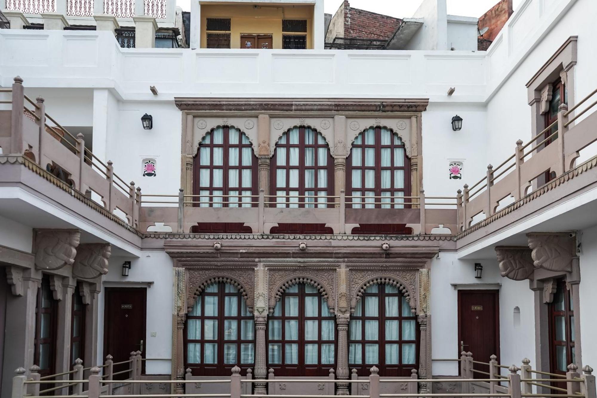 Guleria Kothi At Ganges Hotel Varanasi Exterior foto