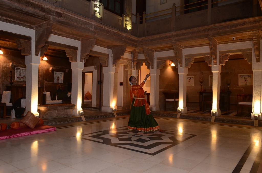 Guleria Kothi At Ganges Hotel Varanasi Exterior foto
